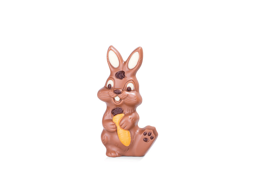 Hase mit orangener Karotte